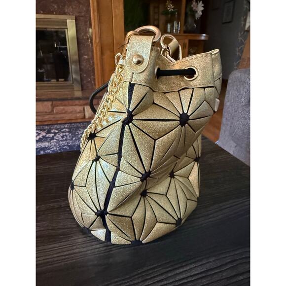 Designer IM Geometric Fashion Top Handle Bucket Bag - Picture 8 of 8